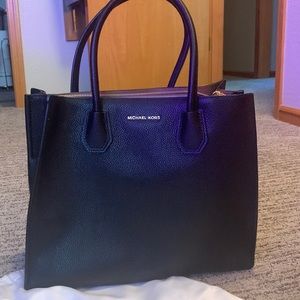 Micheal Kors handbag